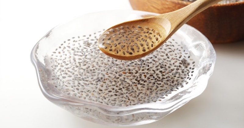 WHY You Should Eat Chia Seeds And HOW To Eat It SAFELY