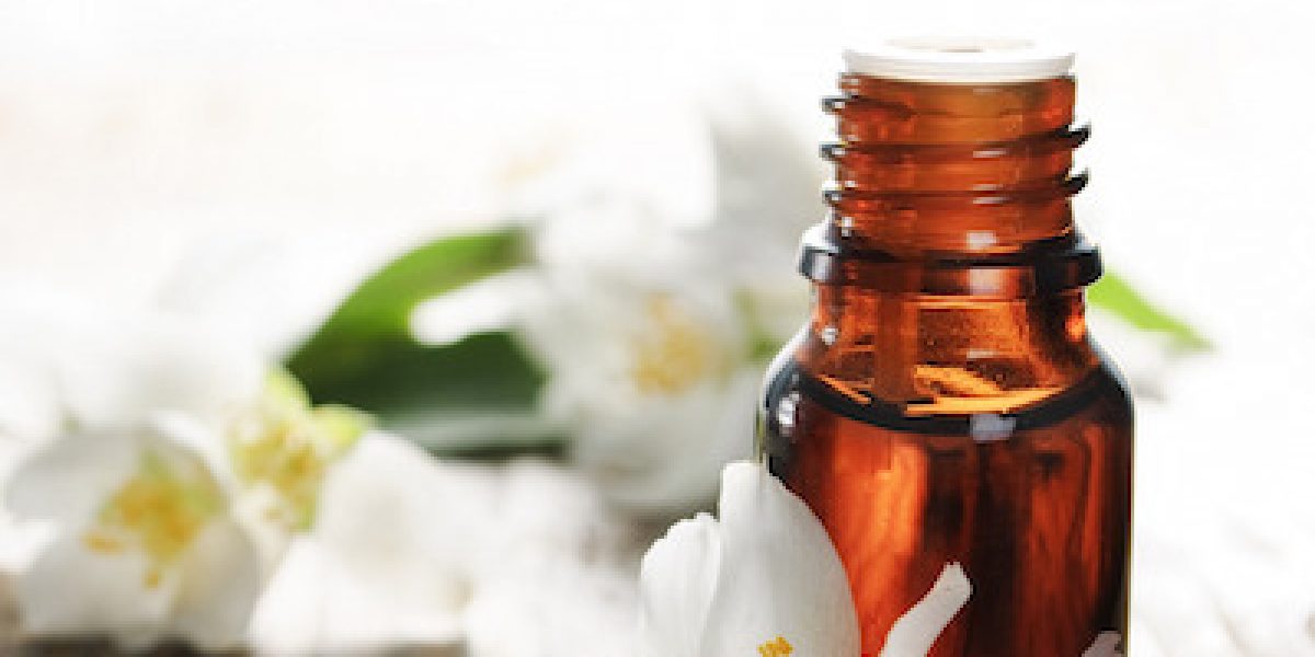 10 Essential Oils For Aromatherapeutic Massage