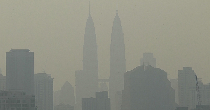 thick haze in kuala lumpur