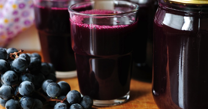 100% Pure, Homemade Grape Juice For Instant Headache Relief - Juicing