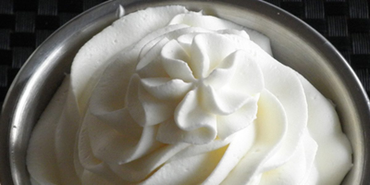 Never Use Dairy Cream Again, Make Your Own Vegan Whipped Cream