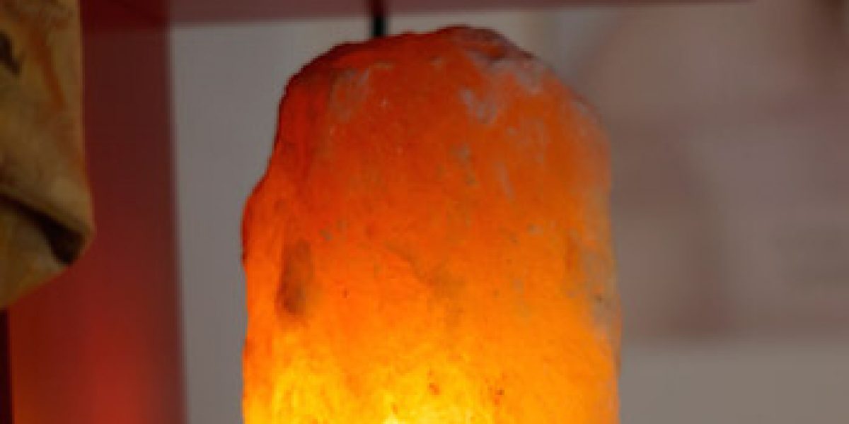 The Amazing Health Benefits Of Himalayan Salt Lamps And Why You Need One