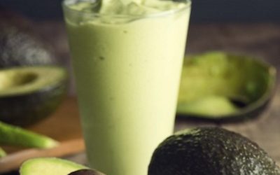 Easy 6-Ingredient Avocado Ice-Cream Recipe With Coconut Milk And NO dairy. Eat Without Guilt!