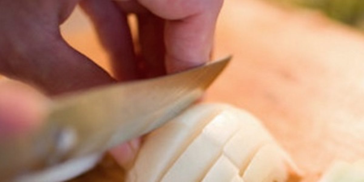 Kitchen Hacks: How To Cut Onions Without Tearing