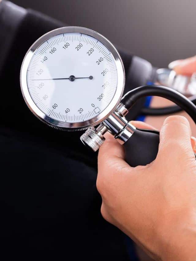 7 Symptoms of High Blood Pressure Juicing for Health