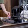 Put vinegar in your dishwasher. Here’s why. This is something appliance guys will never tell you.👇💬