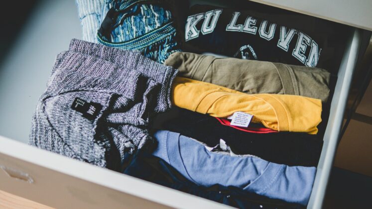 Norovirus Is Spreading Via Clothes And Soft Furnishings, Experts Warn As Infections Surge – Winter Vomiting Bug Can Linger In Fabric For A Month