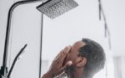 “Dermatologists warn that daily showers may damage your skin—here’s how often experts say you should really be showering.