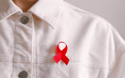 People With HIV Describe Early Symptoms as Experts Warn of 3.3 Million New Cases
