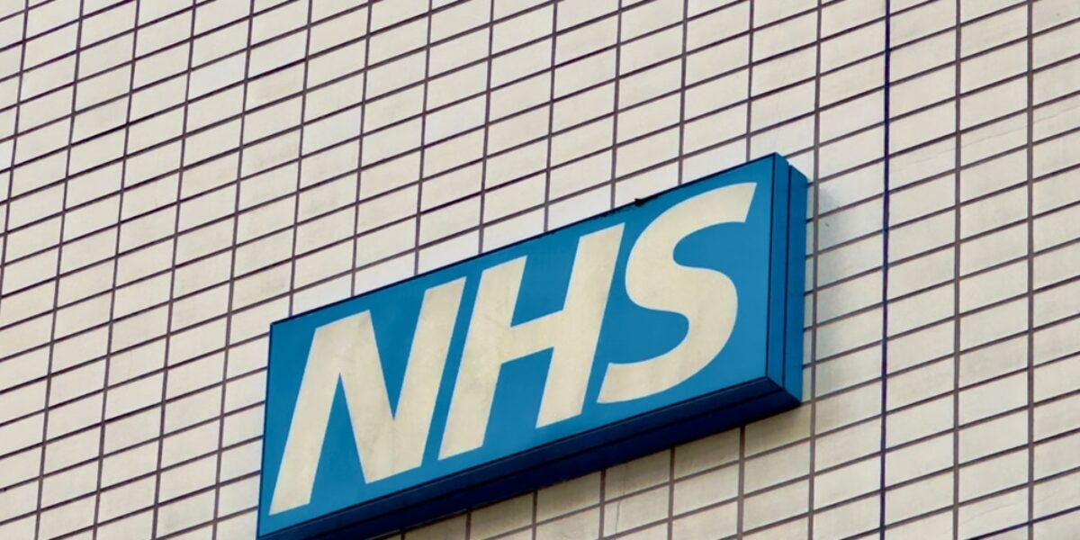 England Introduces Breakthrough Cancer Injection Effective Across 15 Cancer Types